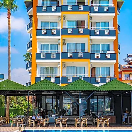 De Mare Family Hotel 3*
