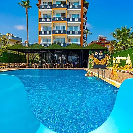 De Mare Family 3*