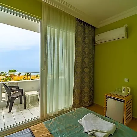 De Mare Family Hotel